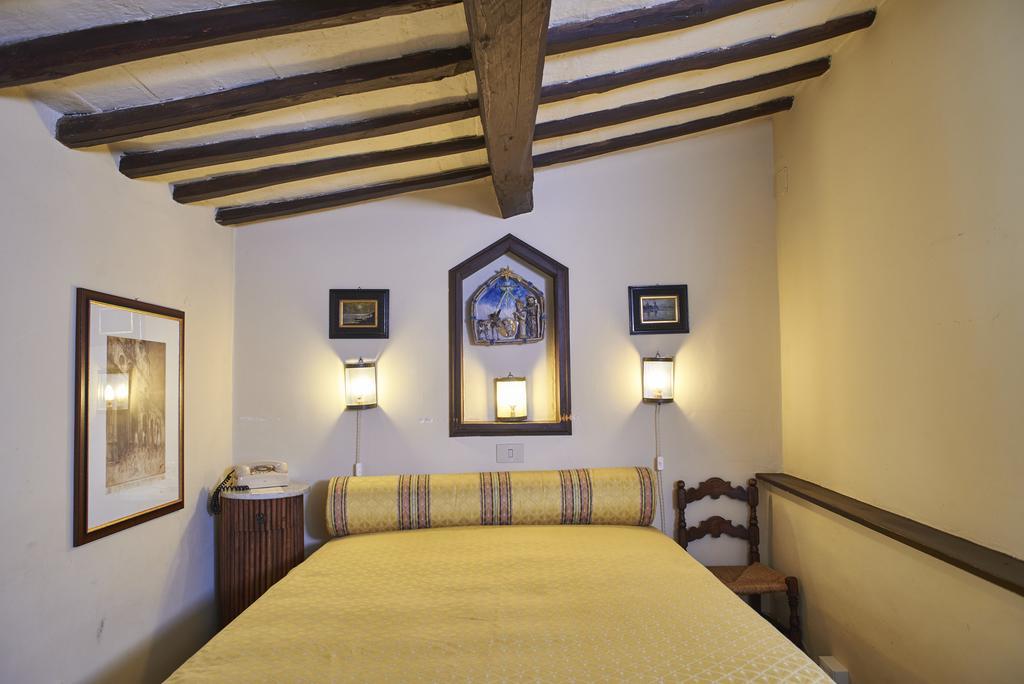 מלון Monteluco Residenza D'Epoca Eremo Delle Grazie חדר תמונה
